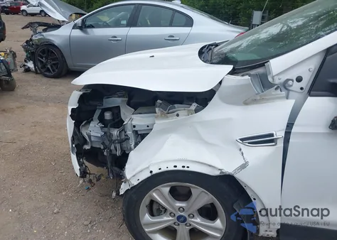 2013 Ford Escape Se z USA, uszkodzony, nr VIN 1FMCU0G95DUC11906